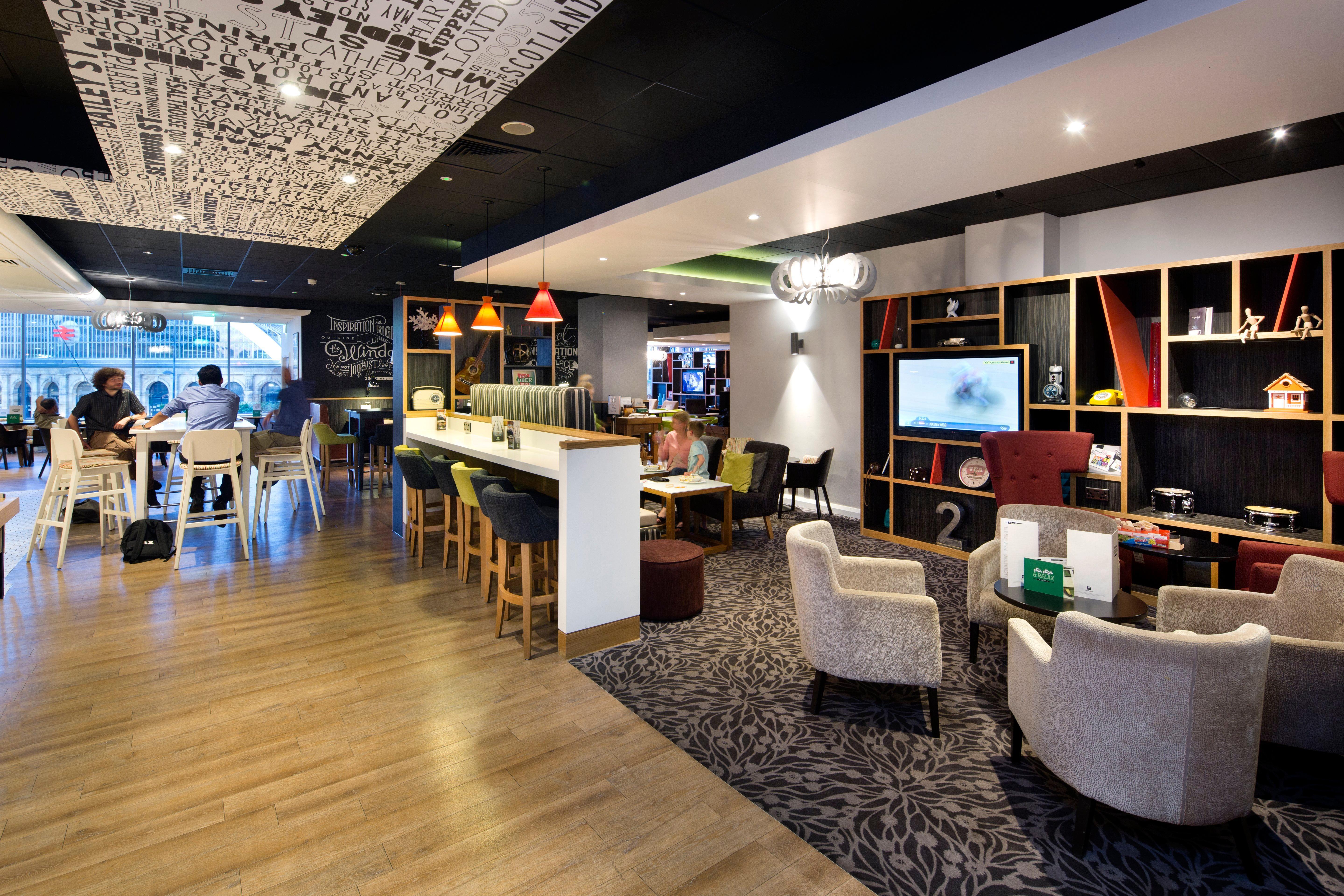 Hotel Centre By Ihg 4*