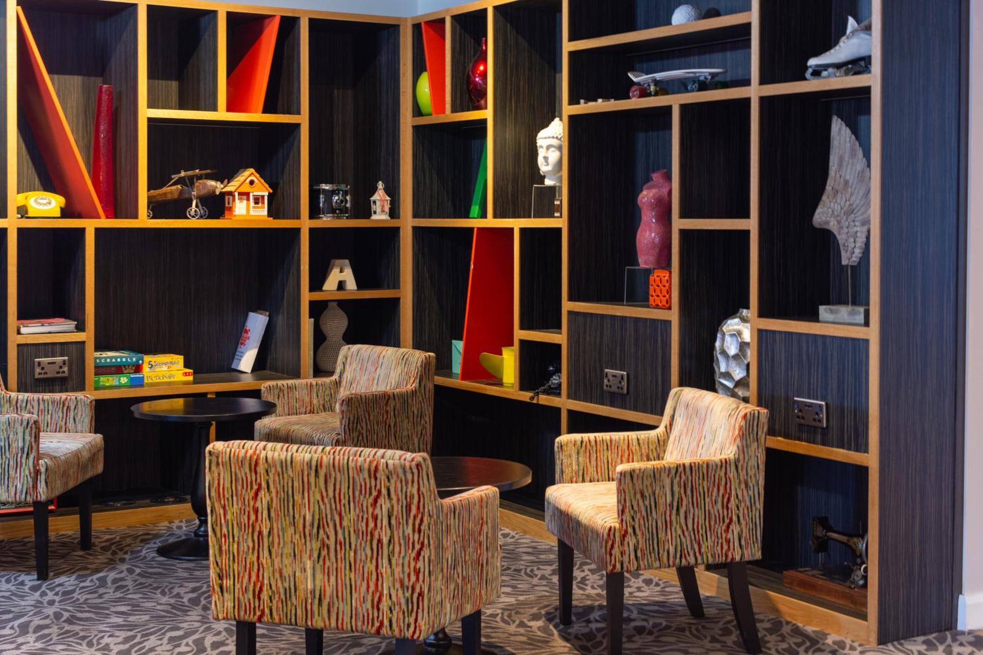 Hotel Centre By Ihg 4*